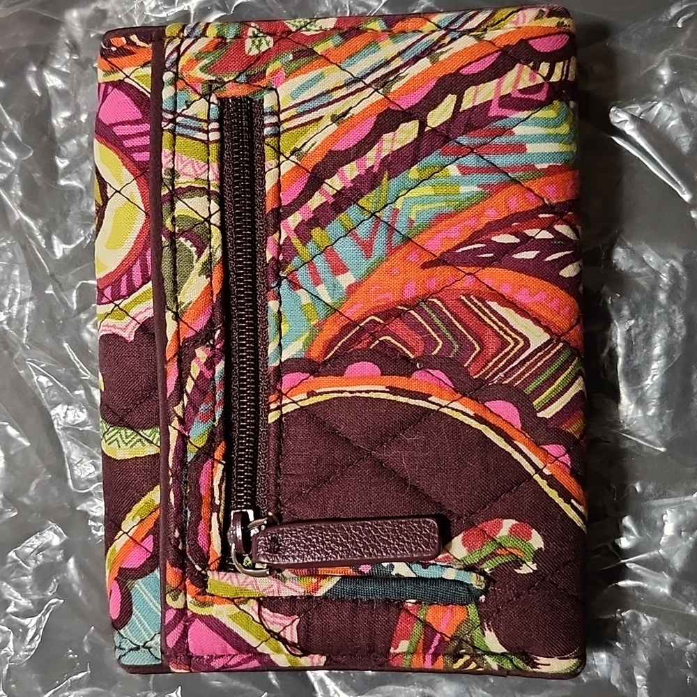 Vera Bradley Iconic RFID Riley Compact Wallet Heirloom Paisley Pattern - Picture 2 of 8